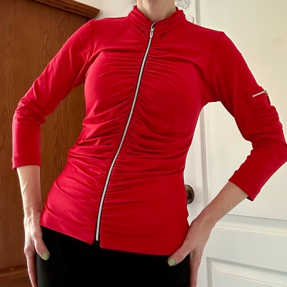 🎁🎄SLIMMING HOLIDAY RED BEBE RUCHED ZIP TOP SOFT STRETCHY - Picture 4 of 7